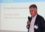 Dr. Markus Hennecke vom Vorstand der Bayerischen Ingenieurekammer-Bau 