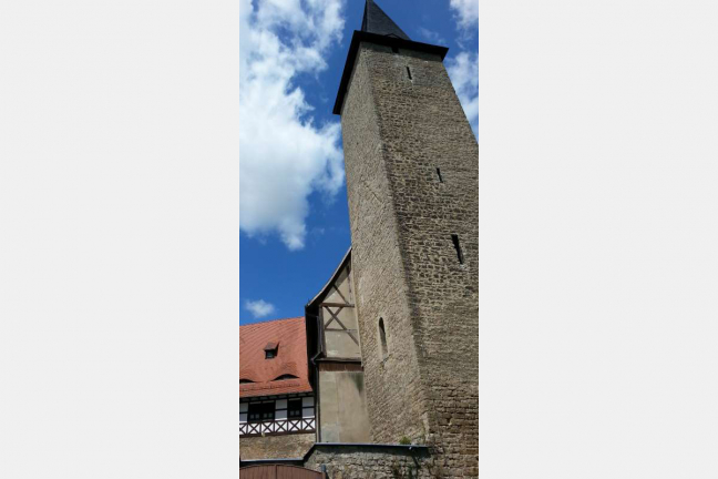 PLatz 11: Turm der Wasserburg Niederroßla - der höchste Turm einer Burg (57 Meter) PLatz 11: Turm der Wasserburg Niederroßla - der höchste Turm einer Burg (57 Meter)