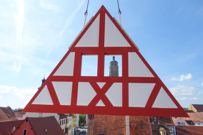 Neue Wohn- und Gewerbeflächen durch Sanierung eines denkmalgeschützten Gebäudes