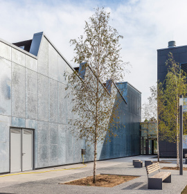 Der Neubau erfüllt die Anforderungen des Bewertungssystems Nachhaltiges Bauen für Bundesgebäude (BNB). Foto: Wolf-Dieter Gericke