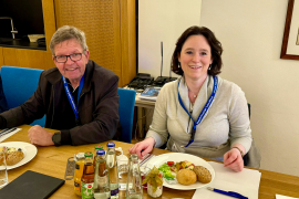 Vorstandsmitglied Ralf Wulf und Pressereferentin Sonja Amtmann (v.l.)