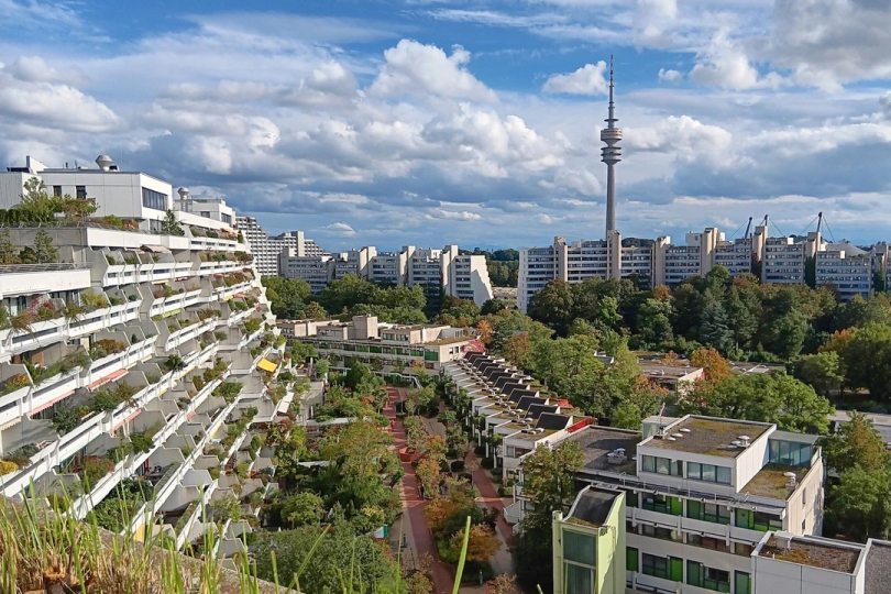 Analyse zeigt hohes Potenzial für Solarstrom im Olympiadorf München 