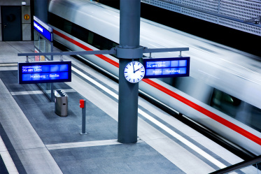 VBI und weitere Verbände fordern Bürokratieabbau für die Schiene: Schneller, effizienter, zukunftsfähig
