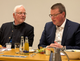 Präsident Prof. Dr. Norbert Gebbeken und SPD-Fraktionsvorsitzender Holger Grießhammer