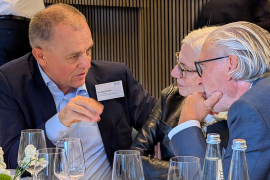 Michael Kordon, 1. Vizepräsident der Bayerischen Ingenieurekammer-Bau mit BAK-Präsidentin Andrea Gebhard und VBI-Präsident Jörg Thiele (v.l.)
