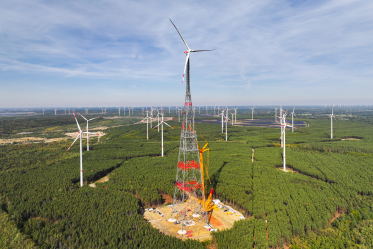 Höhenwindturm erreicht Weltrekordhöhe von 365 Metern