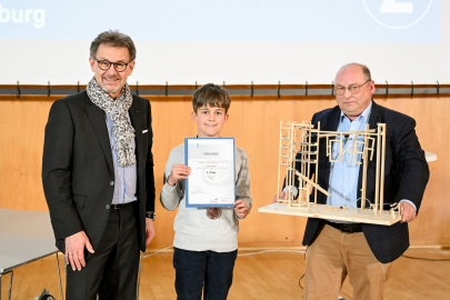 Platz 2: Tower von Lukas Reuter, 11 Jahre, Riemenschneider Gymnasium Würzburg, 6. Klasse